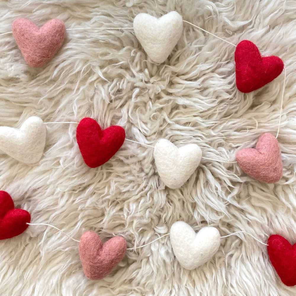 All Heart Felt Garland (6 ft)