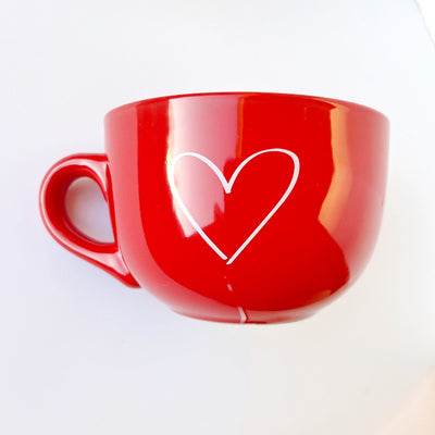 red oversized mug with heart on barquegifts.com