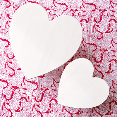 Decorative White Heart Finial Stand